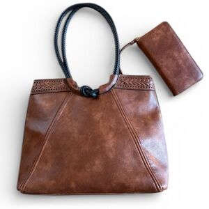 NWOT WOMENS BROWN VEGAN LEATHER  SHOULDER BAG BLACK ROPE HANDLES MATCHING WALLET